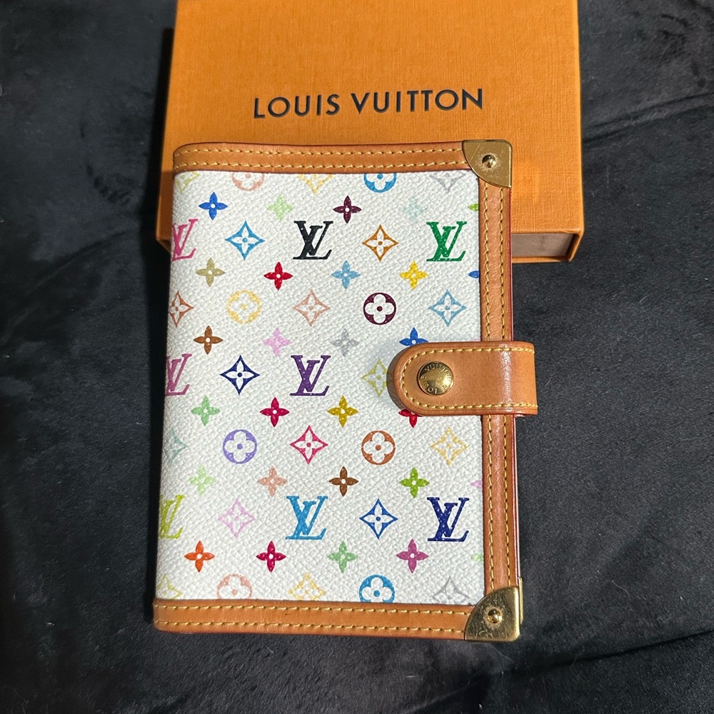 Louis Vuitton white Murakami agenda